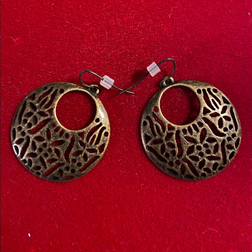 “Old World” bronzed goldstone earrings, by Premier Designs.